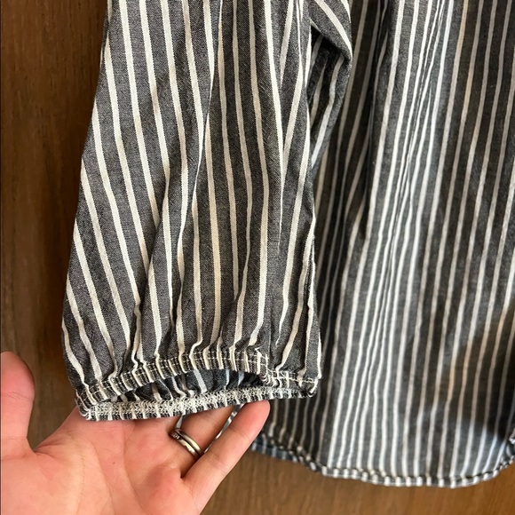 New Torrid Strapless Striped Top - Picture 5 of 6